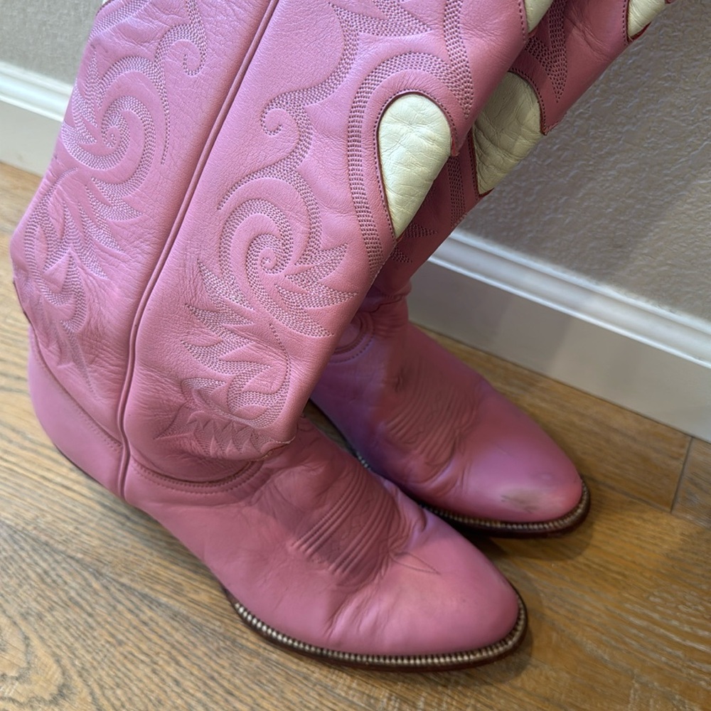 Cowboy City LIMITED EDITION Cheek Heart Boot - Picture 14 of 15